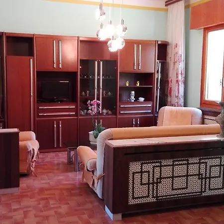 Casa Orchidea * 因佩里亚